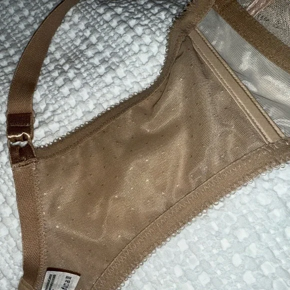 Wacoal Retro Chic 40D Full Coverage Chantilly Lace in Toast unlined underwire - Picture 14 of 15